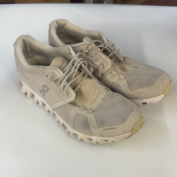 Used cream On Running Beige Athletic Shoes women’s 8 - Picture 1 of 8